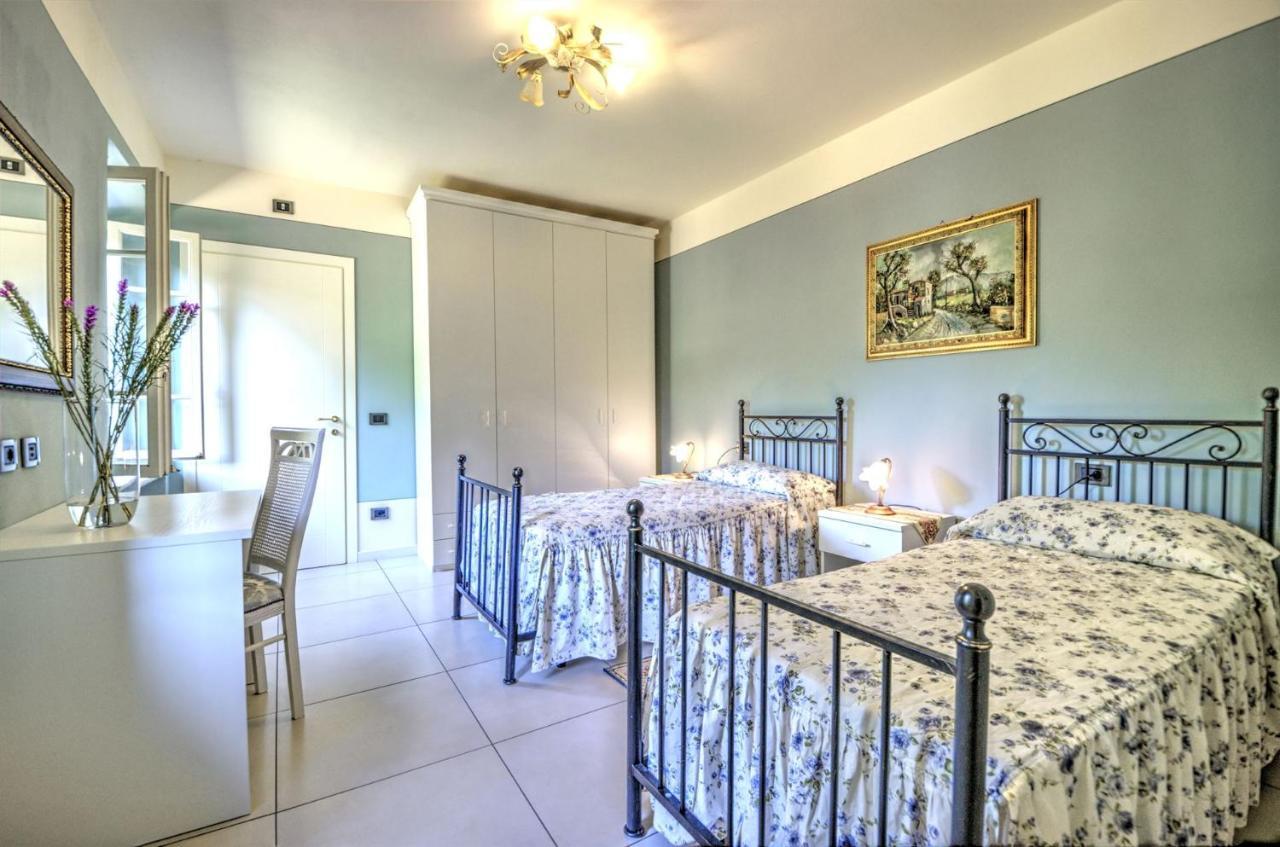 Lucca Cycling Holidays Il Tiglio Rooms Sant'Andrea di Compito Exterior photo